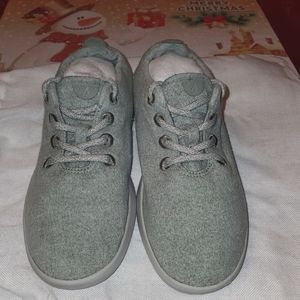 Allbirds Wool Runners| Size 8| Stylish Women's| Walk | cool weather | Mint